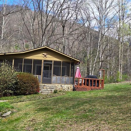 Bryson City Creekside Home With Hot Tub- 3 Bedroom-2 Bath Home Exterior photo